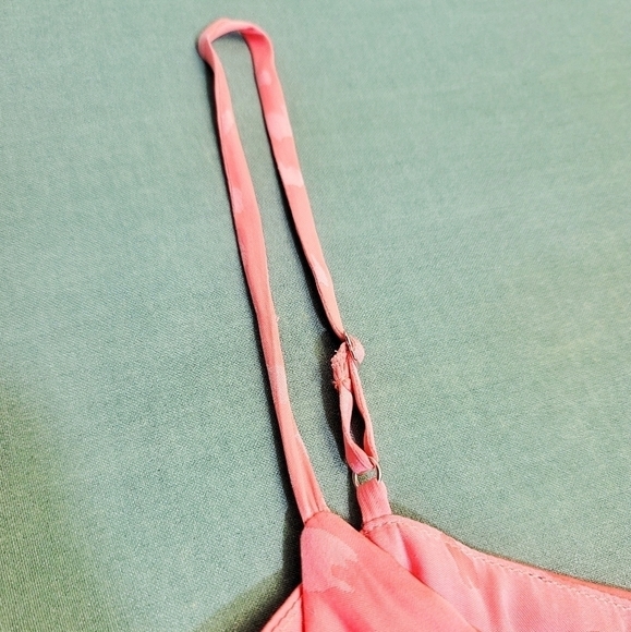 NWT  Nordstrom Habitual Printed Camisole Top in Peach Size Small - Picture 10 of 15